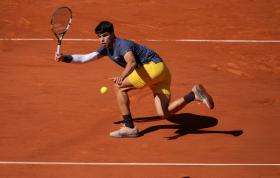 Alcaraz và Zverev tranh cúp vô địch Roland Garros