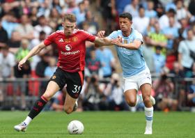 Man Utd đồng ý bán tiền vệ McTominay cho Napoli  第2张