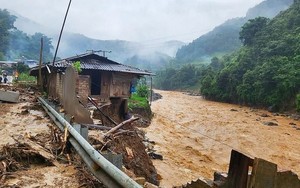 Hà Nội: &quot;Xóm liều&quot; tan hoang sau bão, người dân bất lực vì nước sông Hồng dâng cao  第16张