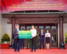 Vietcombank hưởng ứng chương trình xóa nhà tạm, nhà dột nát trên cả nước