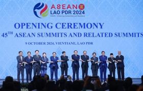  Thủ tướng chia sẻ nền tảng để ASEAN vững vàng trước mọi biến động 