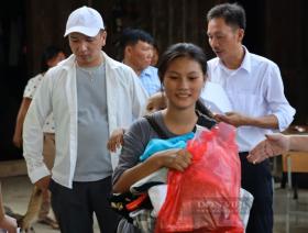 Trao yêu thương tới đồng bào người La Hủ huyện biên giới Mường Tè, Lai Châu  第14张