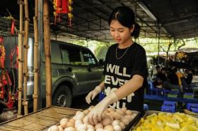 Mùa hè yêu thương: Sức trẻ chung tay mang bữa cơm miễn phí đến cộng đồng  第44张