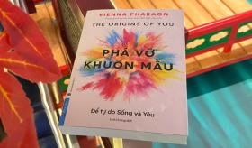 Phá vỡ khuôn mẫu để tự do sống và yêu