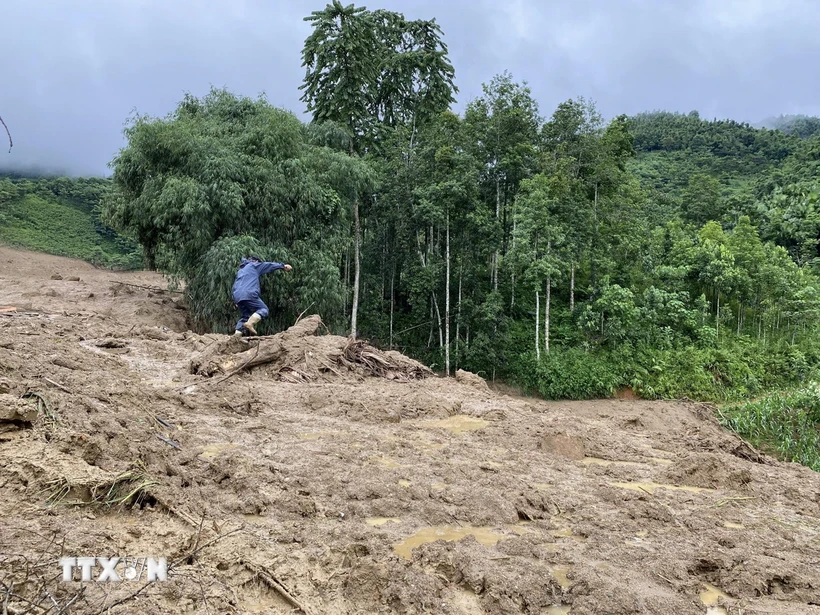  Thiệt hại do bão số 3 và mưa lũ: Đã có 327 người chết và mất tích 