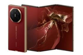 Điện thoại gập ba Huawei Mate XT &quot;cháy hàng&quot;, bị đẩy giá lên 21.190 USD