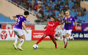 Trước ngày đấu Bangkok United, Thép xanh Nam Định chiêu mộ ngoại binh Nigeria cao 1m83