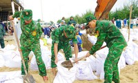  Nhiều vùng còn ngập lụt, hàng nghìn học sinh tại Thừa Thiên-Huế chưa thể đến trường 第16张